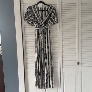 SHEIN Black and White Patterned Maxi Dress